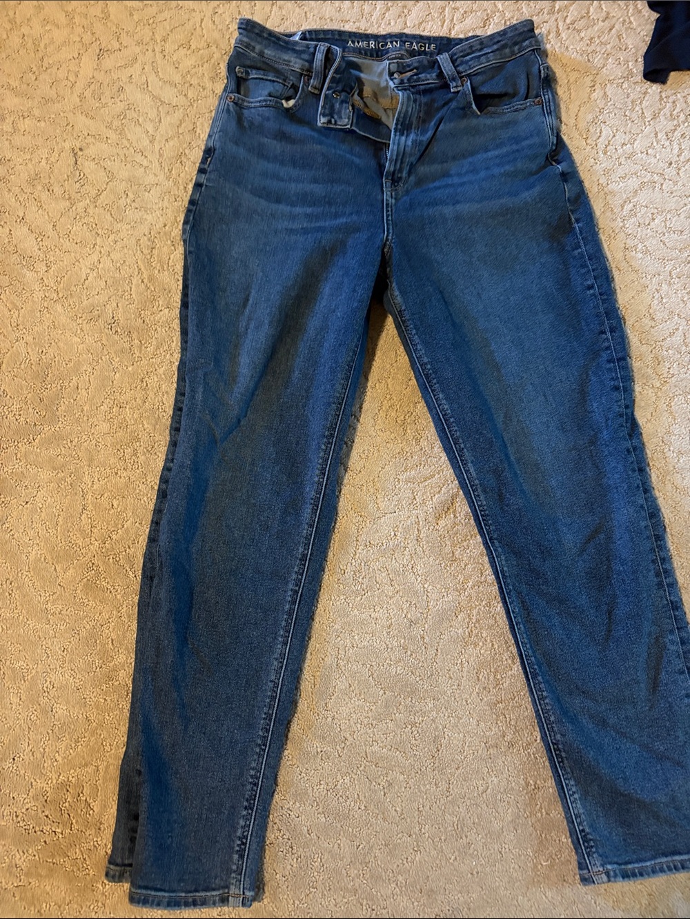 American Eagle Outfitters Straight Leg Medium-Dark Blue Jeans